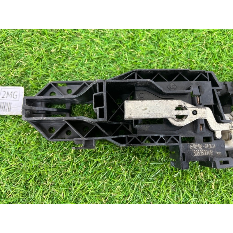 Кронштейн ручки двери (кузов и элементы) Renault Megane 3 2009 1.5 806060041R