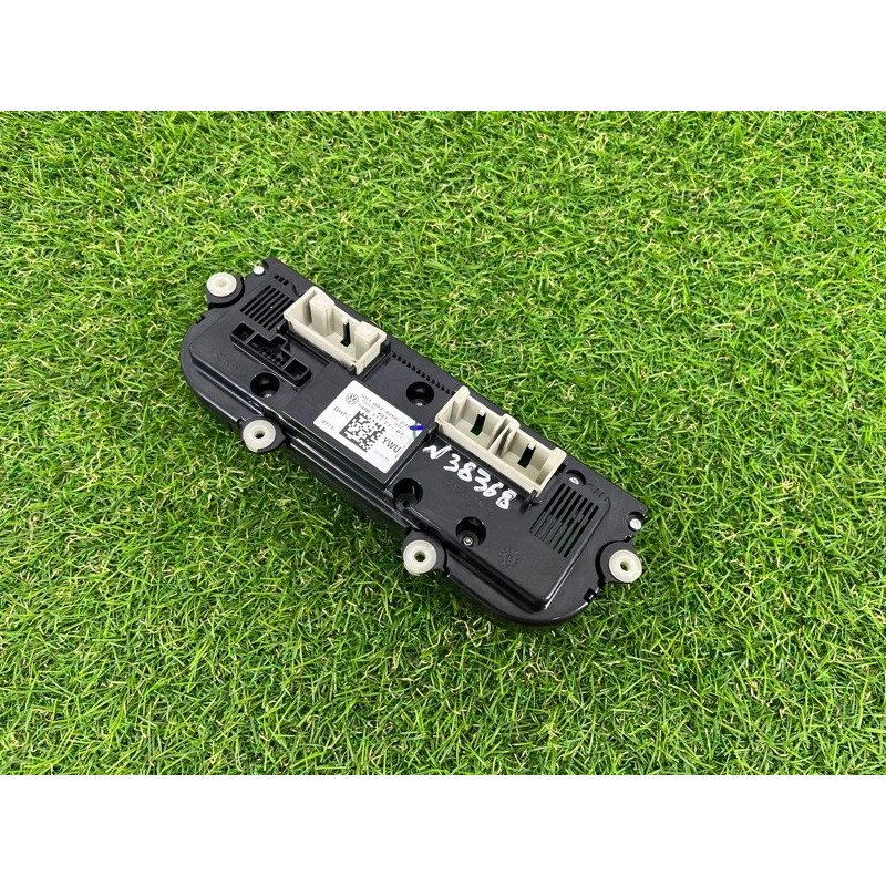 Блок управления климат-контролем (электрика / блок управления) Volkswagen Passat B7 2014 1.8 561907426CZJU