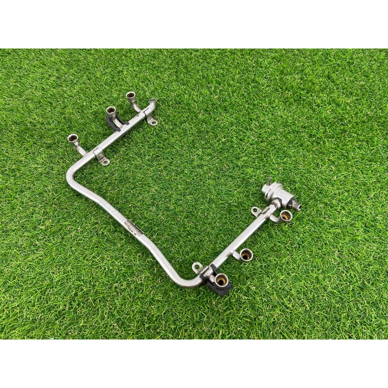 Топливная рампа (топливная система) Audi A6 C4 2.6 078133681N