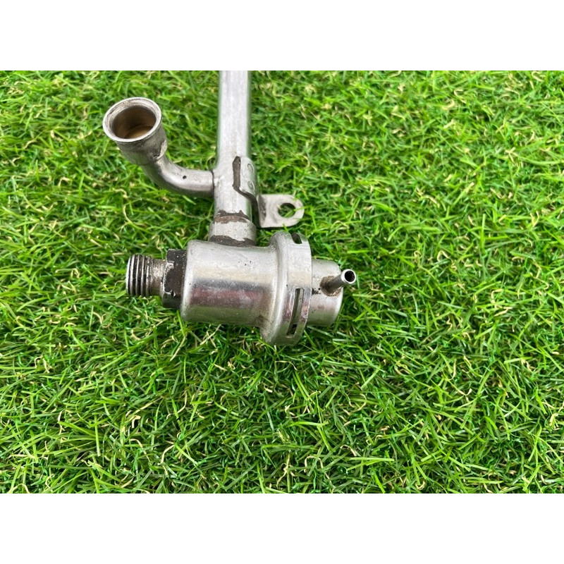 Топливная рампа (топливная система) Audi A6 C4 2.6 078133681N