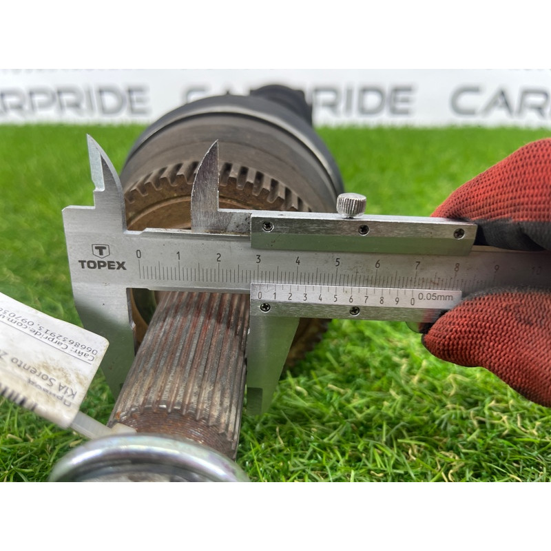 Привод (трансмиссия) KIA Sorento UM 2013 2.4 495001U200