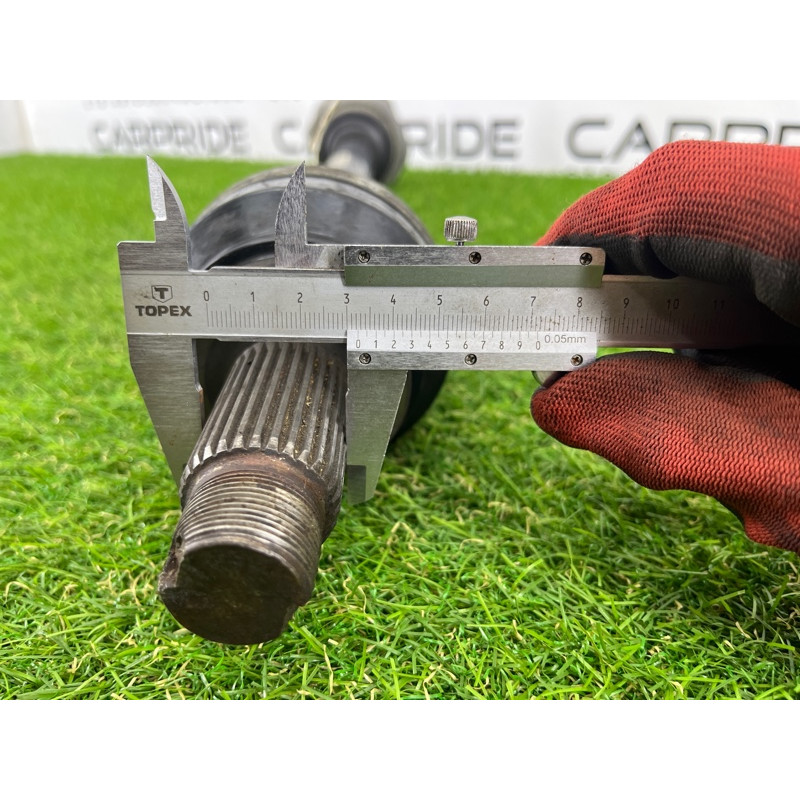 Привод (трансмиссия) BMW 5-series F10 2013 N63B44 33207647026