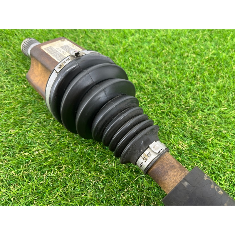 Привод (трансмиссия) Dodge Journey SXT 2013 3.6 68067361AA