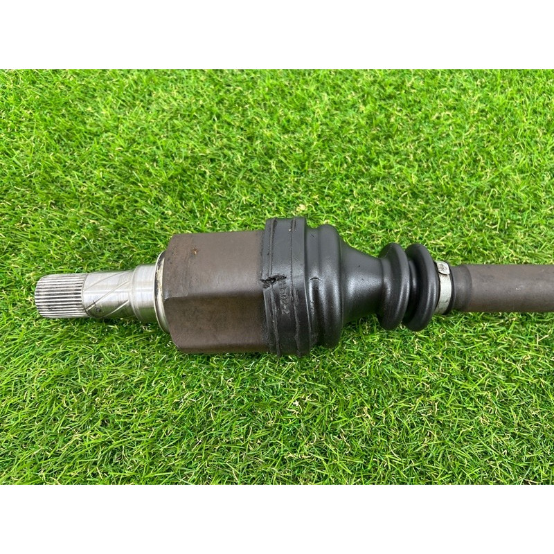 Привод (трансмиссия) Renault Megane 2 2004 1.9 DCI 8200198016