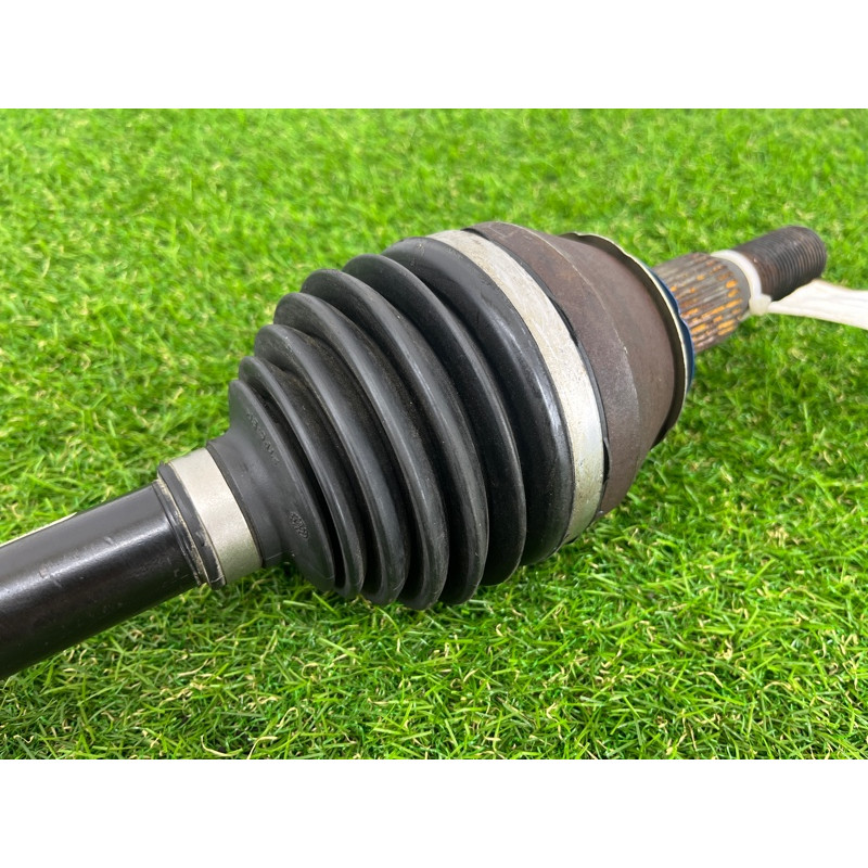 Привод (трансмиссия) Cadillac XT5 1 84814085