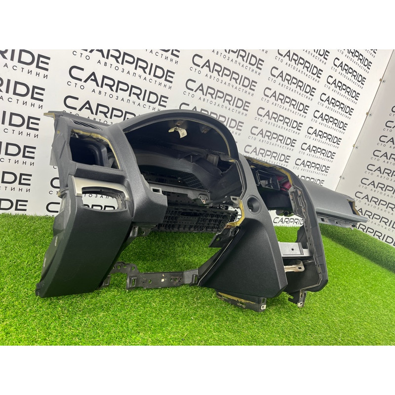 Торпедо (салон) Ford Explorer MK5 2017 3.7 FB5Z-7804320-DA