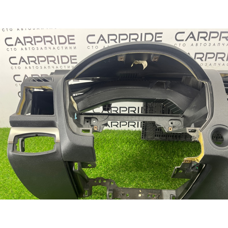 Торпедо (салон) Ford Explorer MK5 2017 3.7 FB5Z-7804320-DA