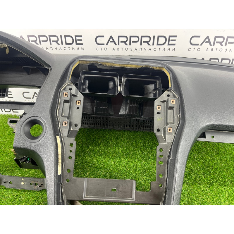 Торпедо (салон) Ford Explorer MK5 2017 3.7 FB5Z-7804320-DA