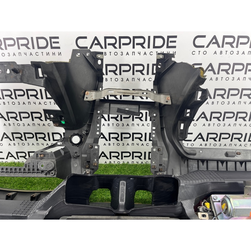 Торпедо (салон) Ford Explorer MK5 2017 3.7 FB5Z-7804320-DA