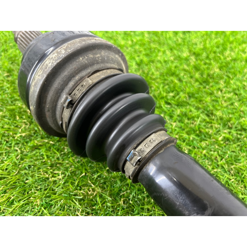 Привод (трансмиссия) BMW 5-series F10 2013 N63B44 33207581015