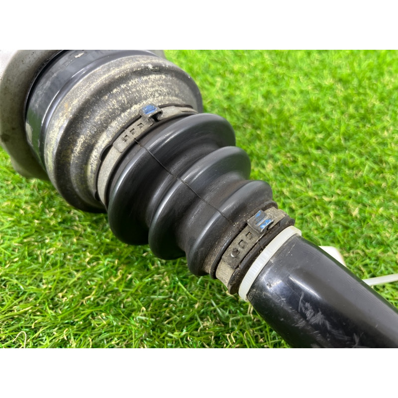 Привод (трансмиссия) BMW 5-series F10 2013 N63B44 33207581015