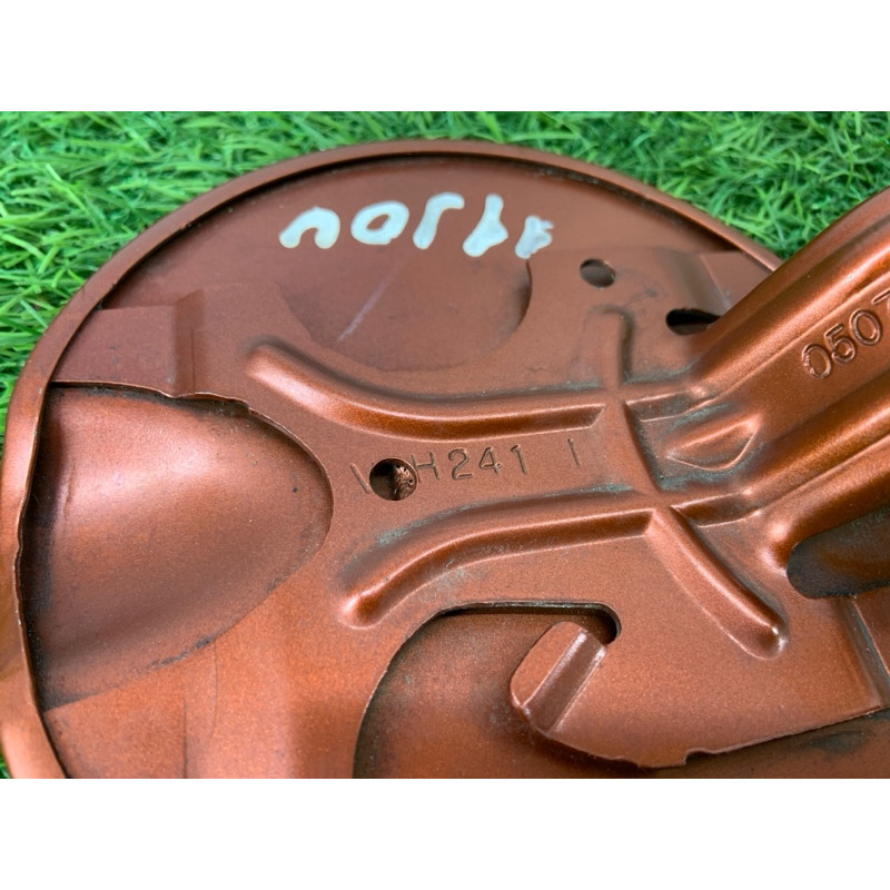 Лючок топливного бака (кузов и элементы) Dodge Journey SXT 2014 3.6 5076926AE