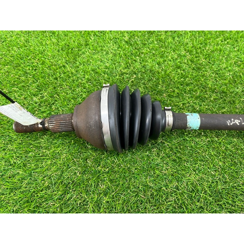 Привод (трансмиссия) FORD Fusion MK5 dg913b437gb