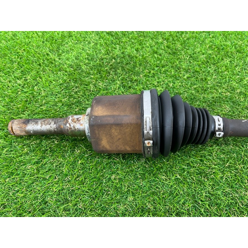 Привод (трансмиссия) FORD Fusion MK5 dg913b437gb