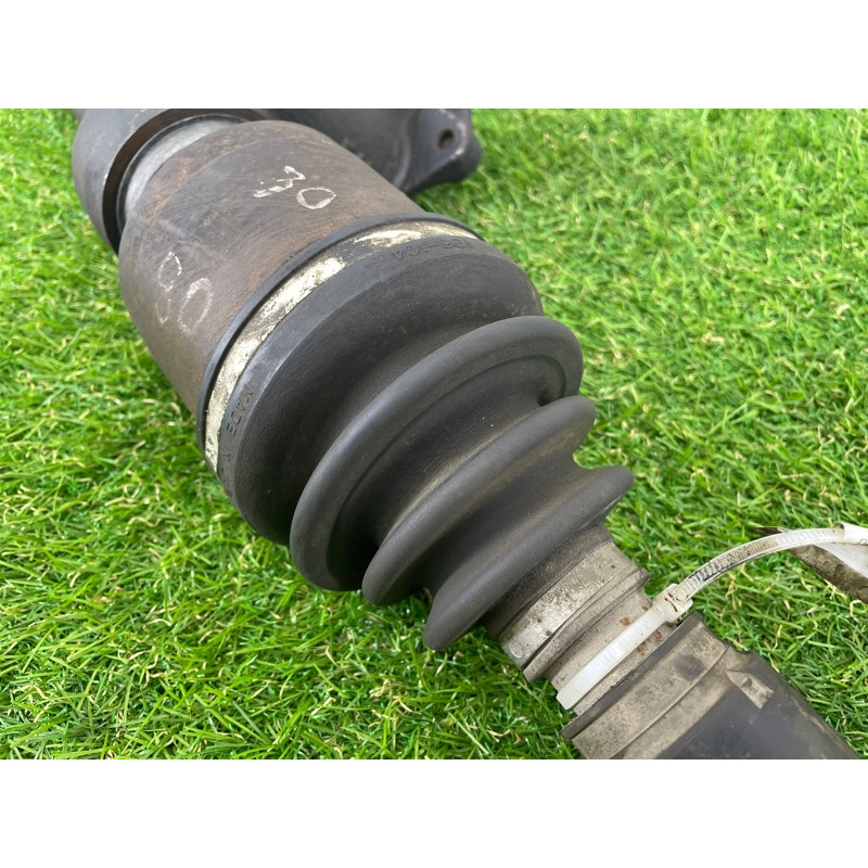 Привод (трансмиссия) Mazda 6 GG 2007 2.0 RF7J