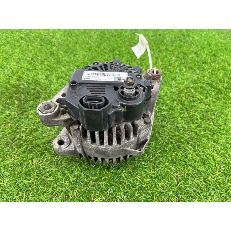 Генератор (электрика) KIA Sorento UM 2013 2.4 373002G600