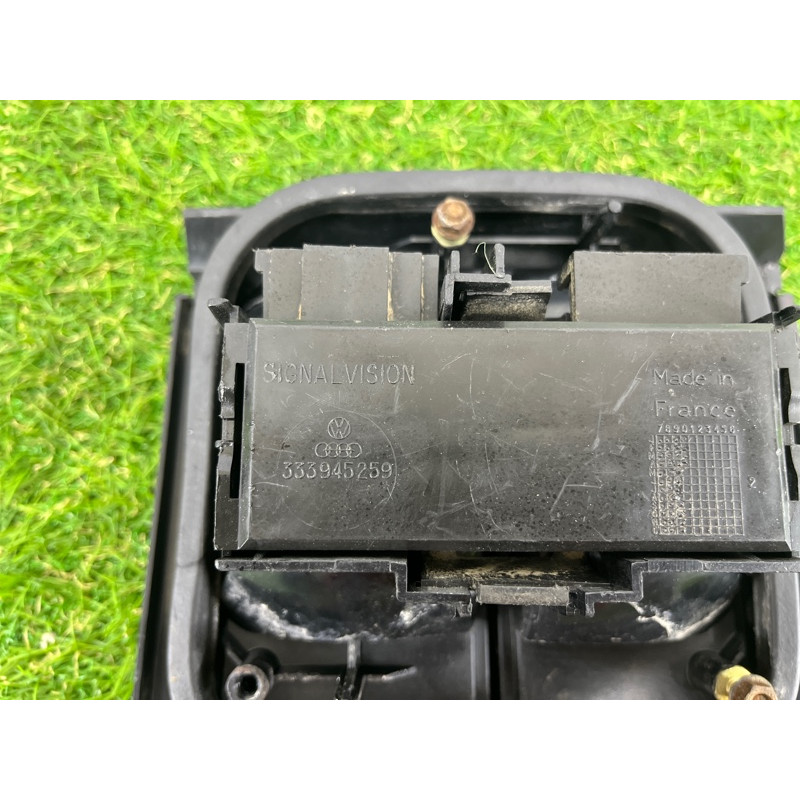 Задний фонарь (оптика) Volkswagen Passat B3 333945107