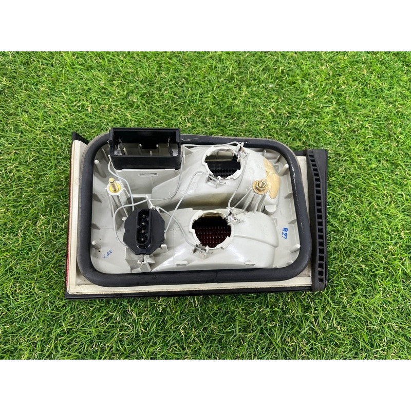 Задний фонарь (оптика) BMW 5-series E34 63211384011