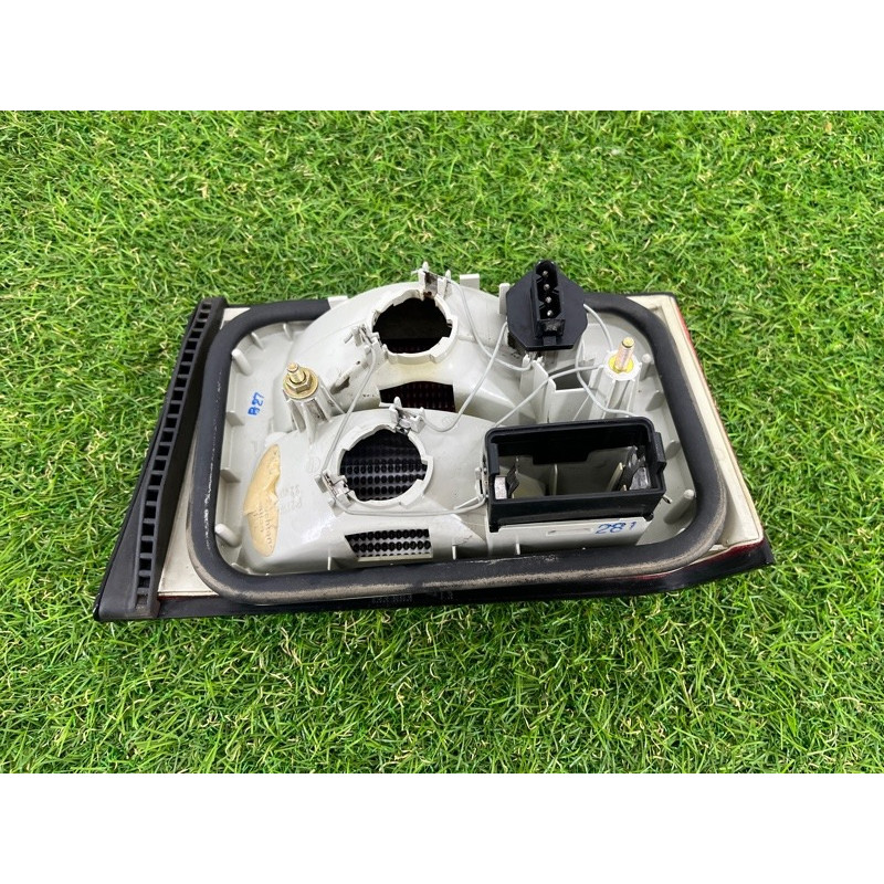 Задний фонарь (оптика) BMW 5-series E34 63211384011