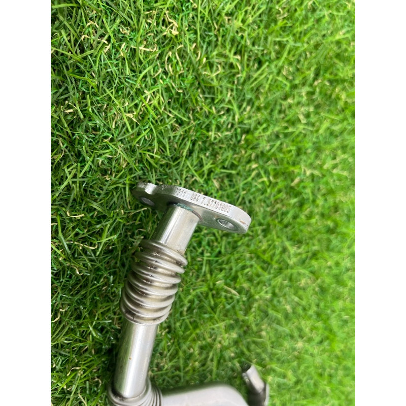 Обратный маслопровод турбины (впускная система) BMW 5-series F10 2013 N63B44 11429454094