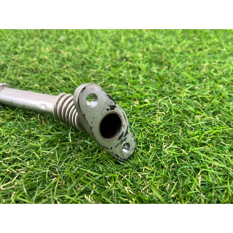 Обратный маслопровод турбины (впускная система) BMW 5-series F10 2013 N63B44 11429454095