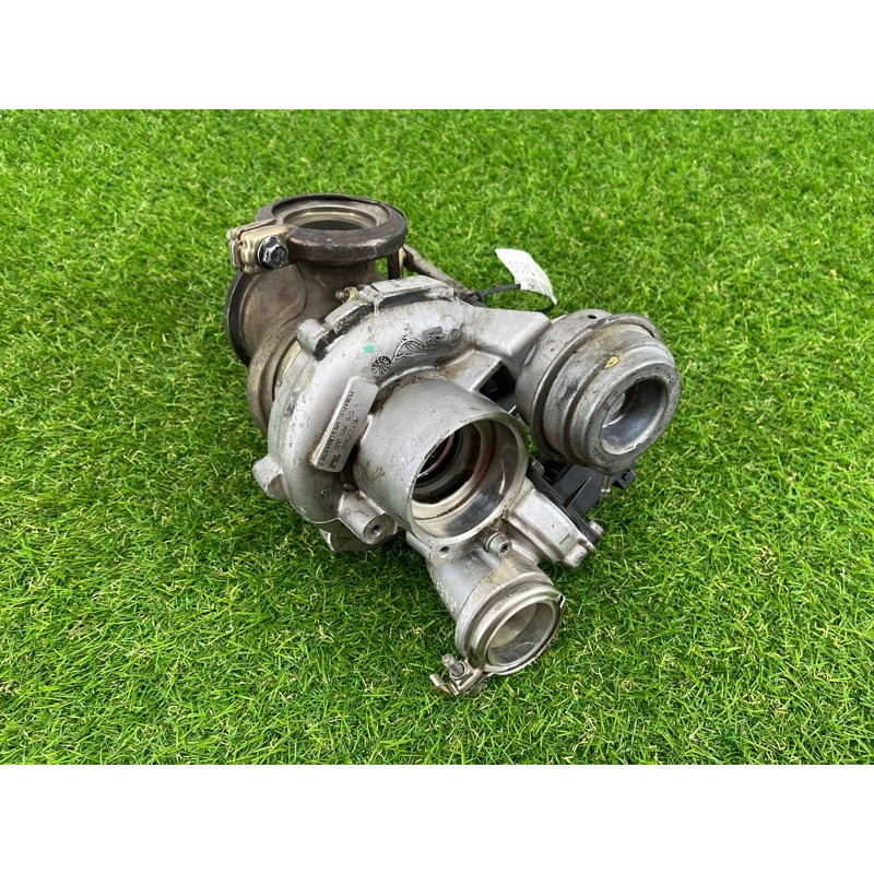 Турбина (выпускная система) BMW 5-series F10 2013 N63B44 11657576985