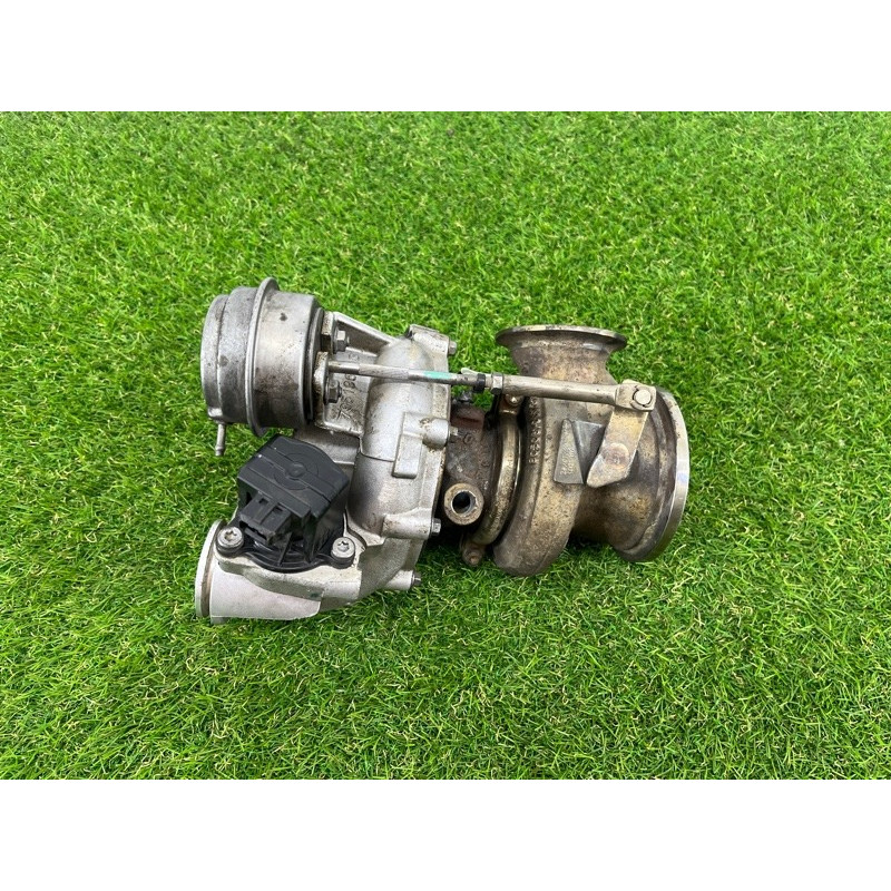 Турбина (выпускная система) BMW 5-series F10 2013 N63B44 11657576985