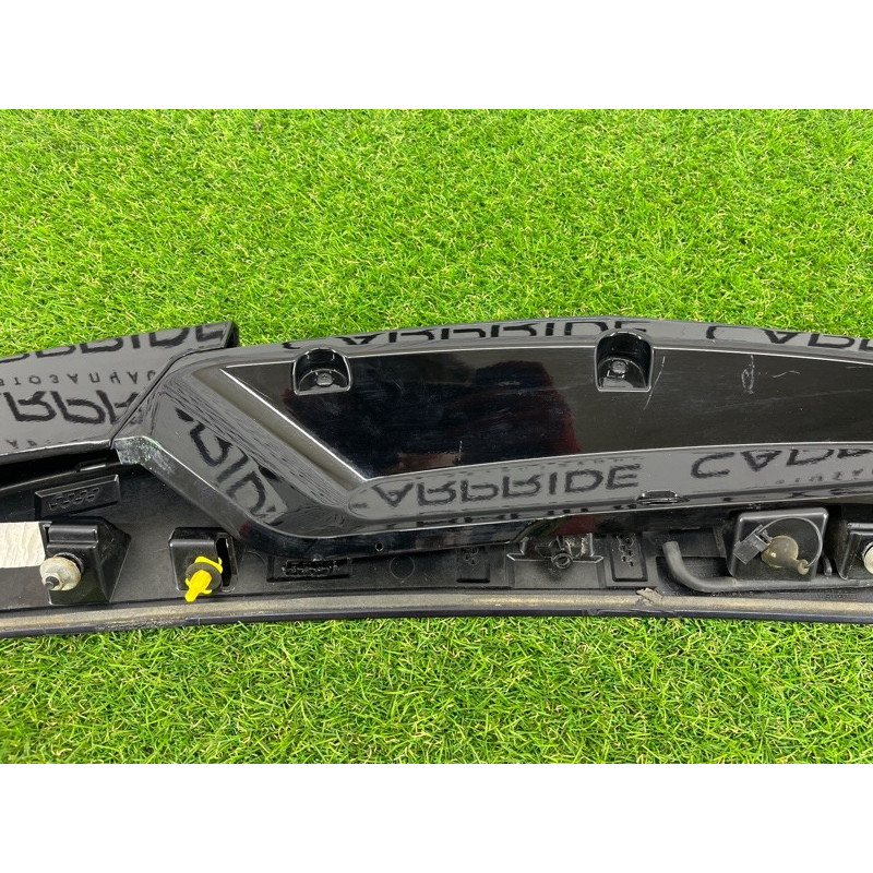 Спойлер (кузов и элементы) Cadillac XT5 1 2016 84022577