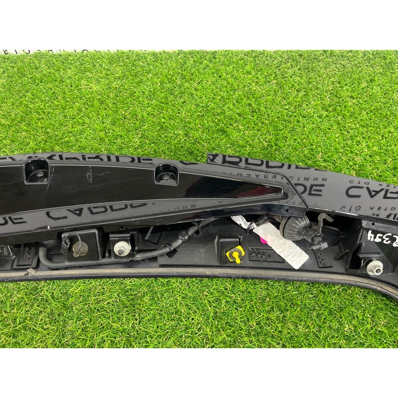 Спойлер (кузов и элементы) Cadillac XT5 1 2016 84022577