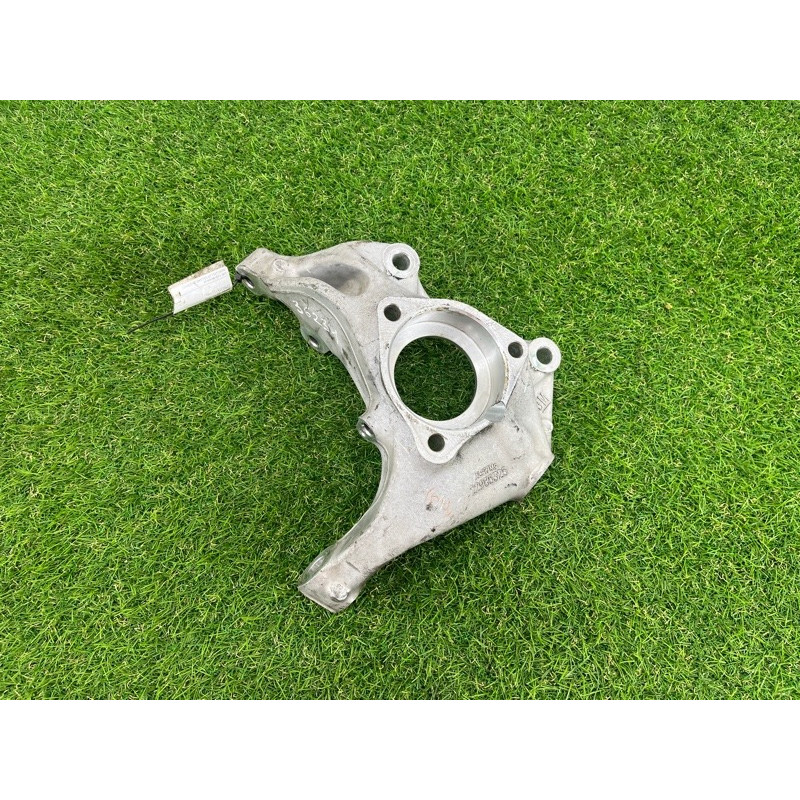 Цапфа подвески (подвеска) Cadillac Xt5 1 2016 3.6 22985325