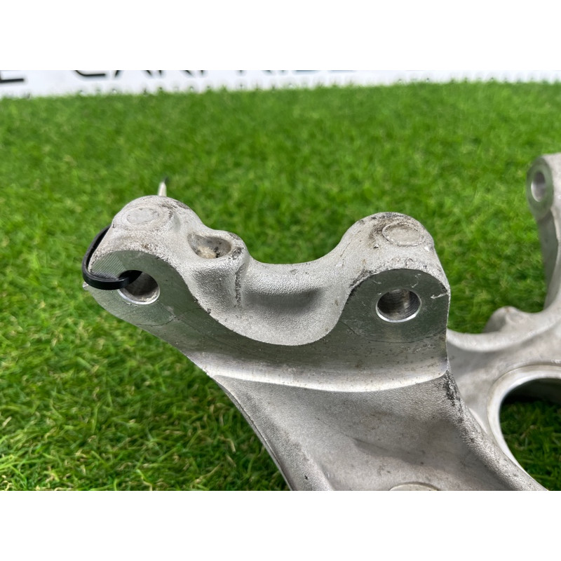 Цапфа подвески (подвеска) Cadillac Xt5 1 2016 3.6 22985325