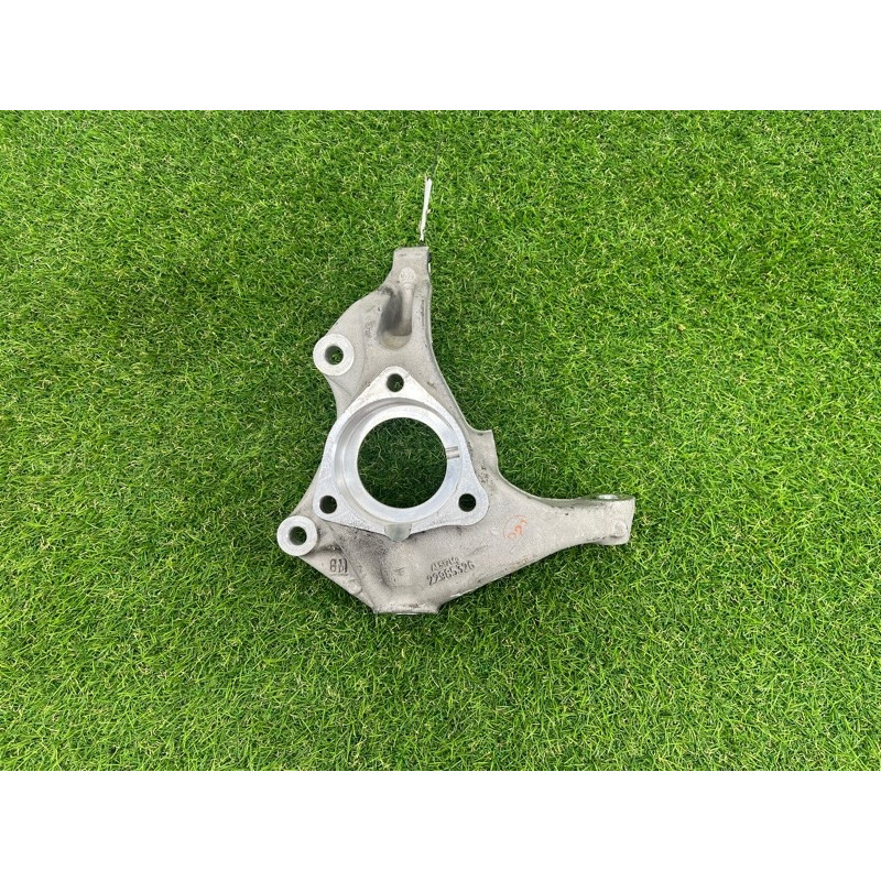 Цапфа подвески (подвеска) Cadillac Xt5 1 2016 3.6 22985326