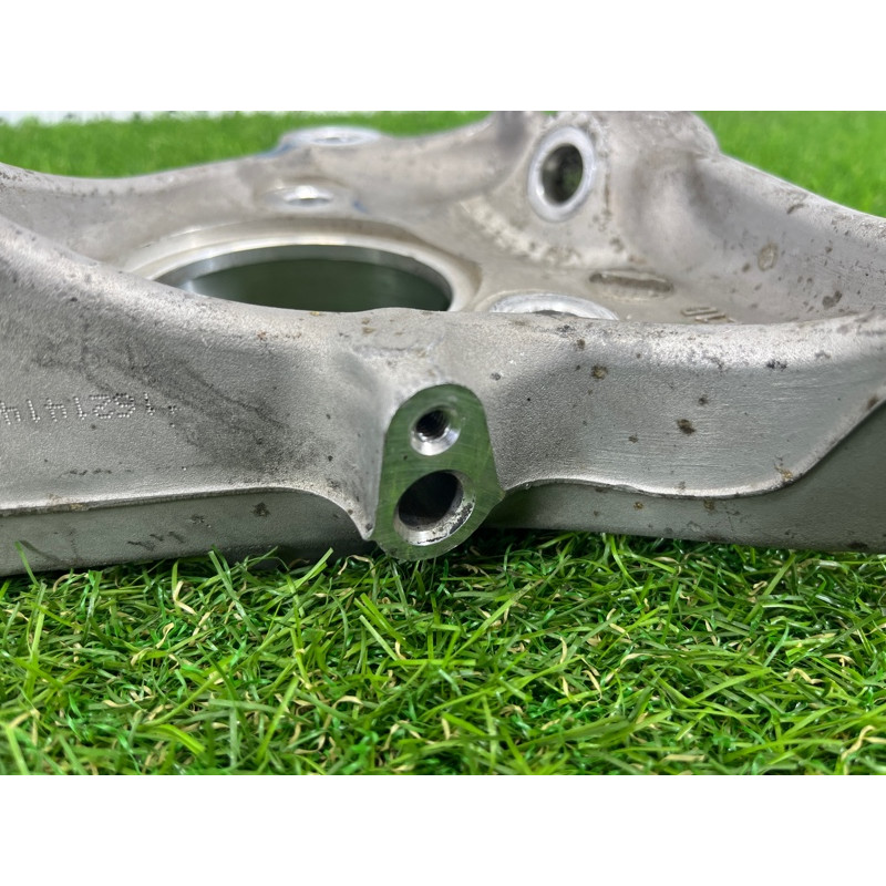 Цапфа подвески (подвеска) Cadillac Xt5 1 2016 3.6 22985326