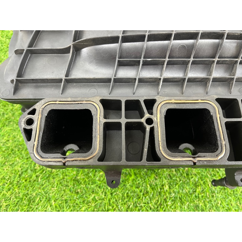 Коллектор впускной (впускная система) Dodge Durango WD 2015 5.7 HEMi 68189105AA