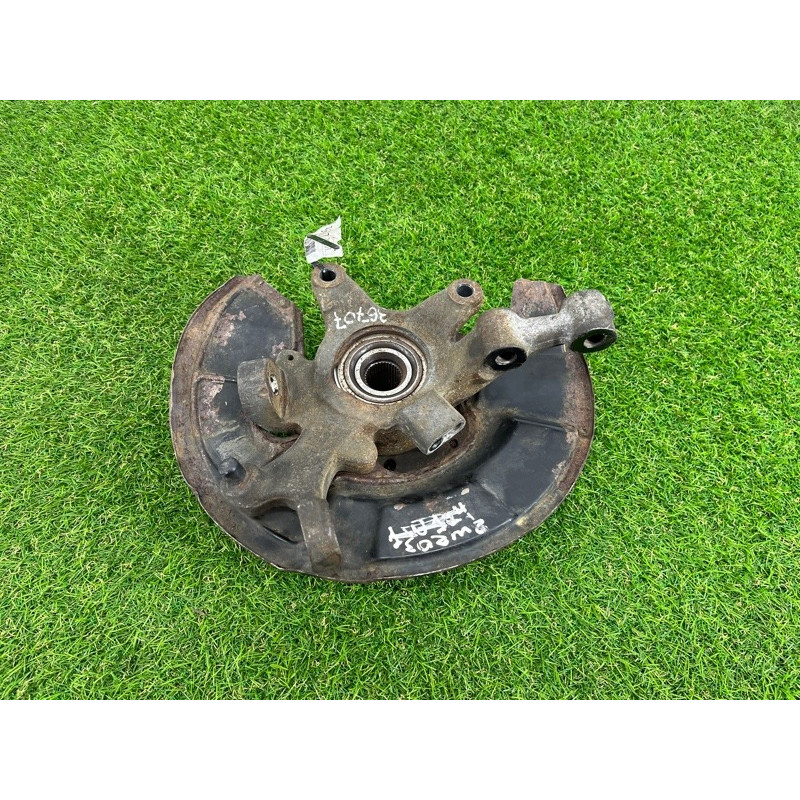 Цапфа подвески (подвеска) Mercedes-Benz C-class W203 2007 3.0 A2033300820