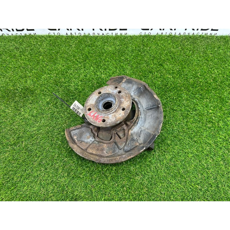 Цапфа подвески (подвеска) Mercedes-Benz C-class W203 2007 3.0 A2033300720