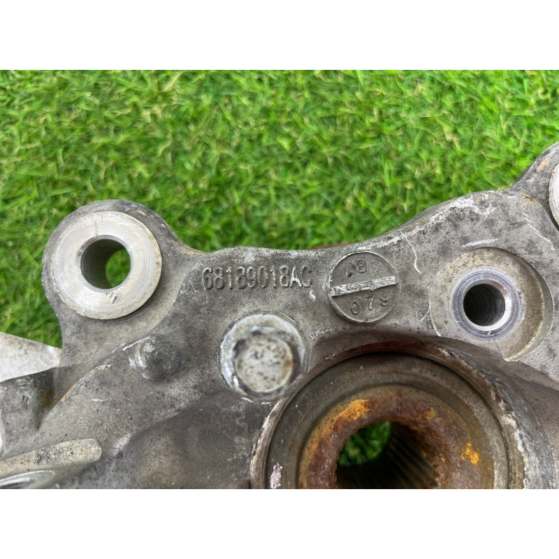 Цапфа подвески (подвеска) Chrysler Pacifica 1 2018 68189018AC