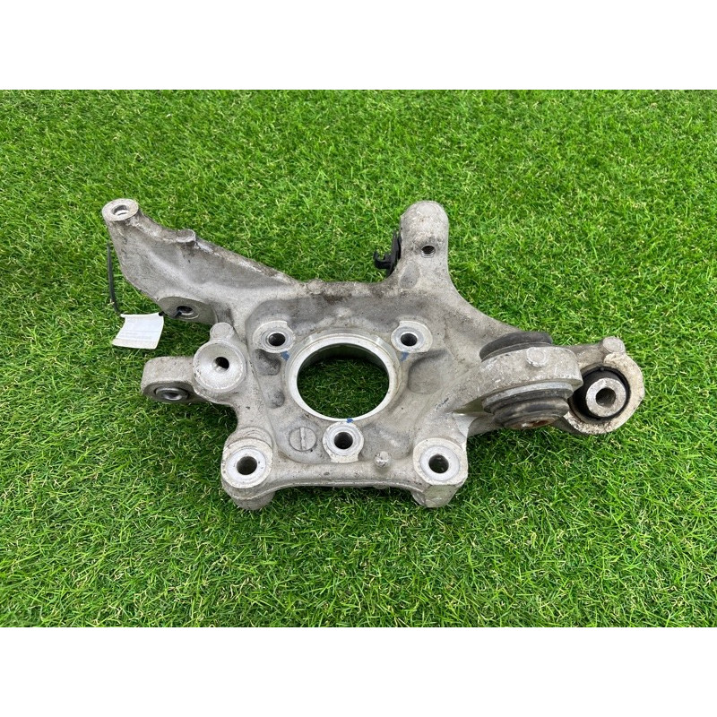 Цапфа подвески (подвеска) Cadillac Xt5 1 2016 3.6 84005628