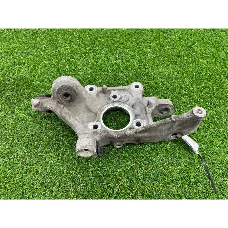 Цапфа подвески (подвеска) Cadillac Xt5 1 2016 3.6 84005628