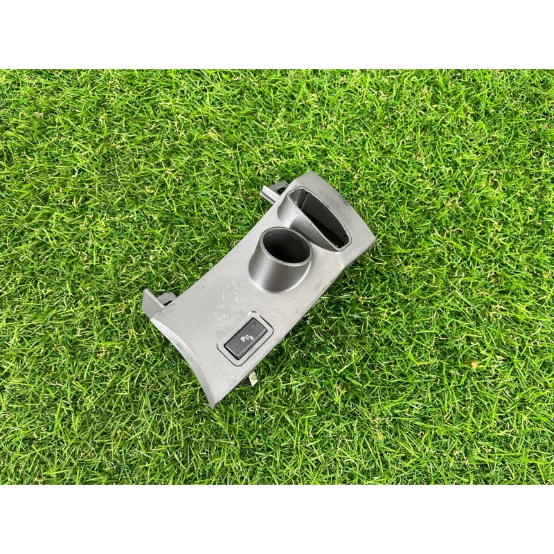 Кнопка парктроника (электрика / кнопки) BMW 7-series E65 N62B44 61316921190