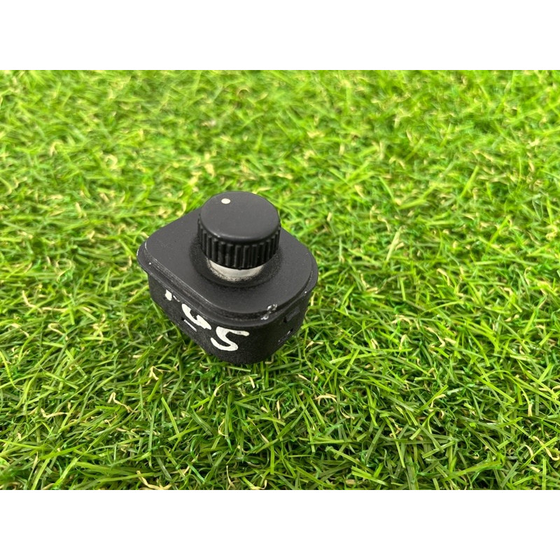 Кнопка регулировки зеркала (электрика / кнопки) Volkswagen Golf 1K 2004 2.0 BKD 1k0959565