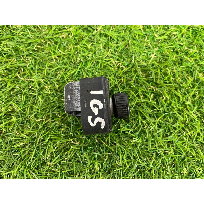 Кнопка регулировки зеркала (электрика / кнопки) Volkswagen Golf 1K 2004 2.0 BKD 1k0959565