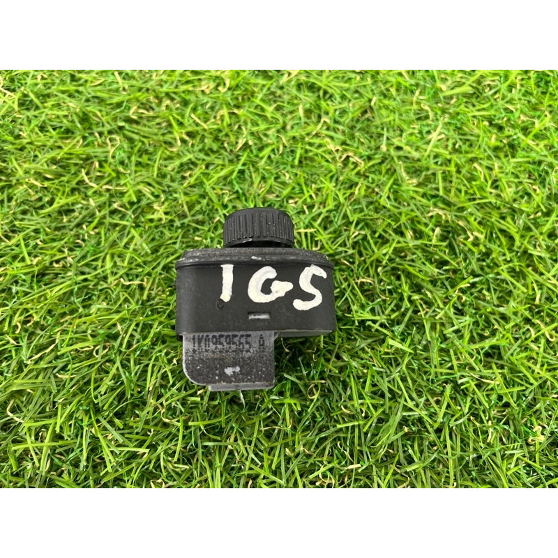 Кнопка регулировки зеркала (электрика / кнопки) Volkswagen Golf 1K 2004 2.0 BKD 1k0959565