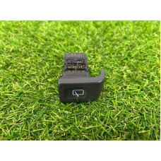 Кнопка заднего стеклоочистителя