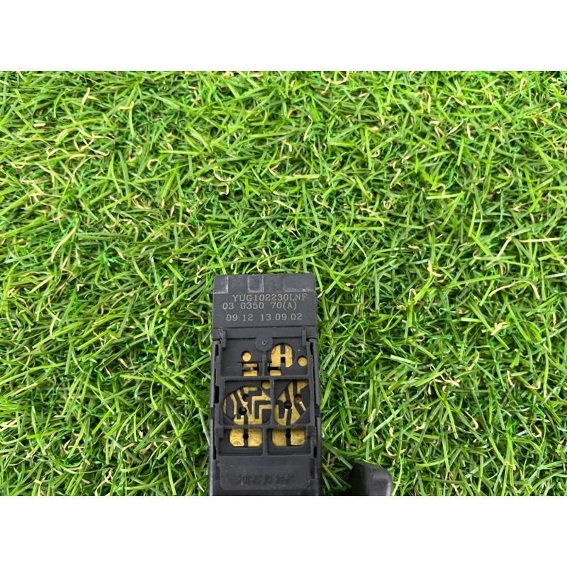 Кнопка заднего стеклоочистителя (электрика / кнопки) LAND ROVER FREELANDER L314 1999 1.8B yue100560lnf