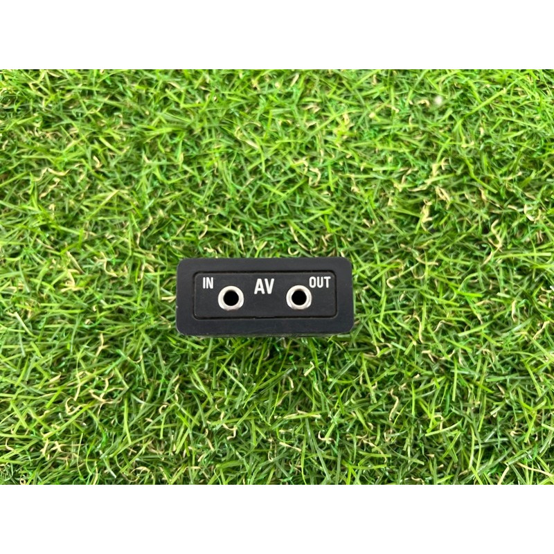 Разъем aux (электрика) BMW 7-series E38 61318368346