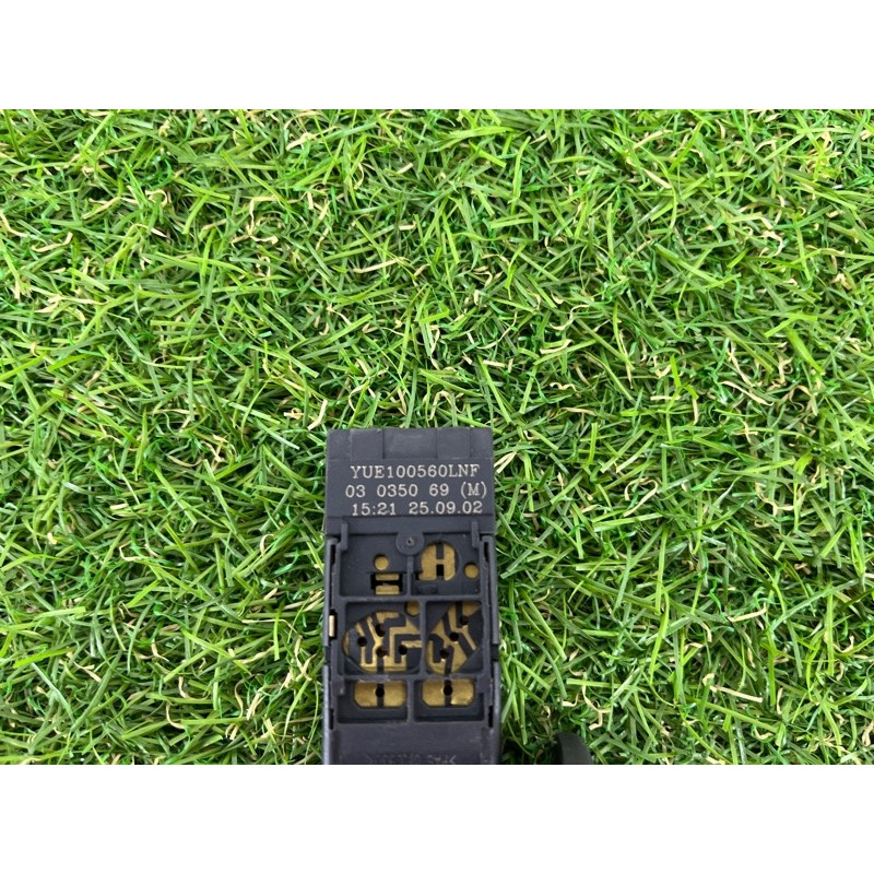 Кнопка заднего стеклоочистителя (электрика / кнопки) LAND ROVER FREELANDER L314 1999 1.8B 03035069 (M)