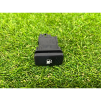 Кнопка відкриття лючка паливного бака