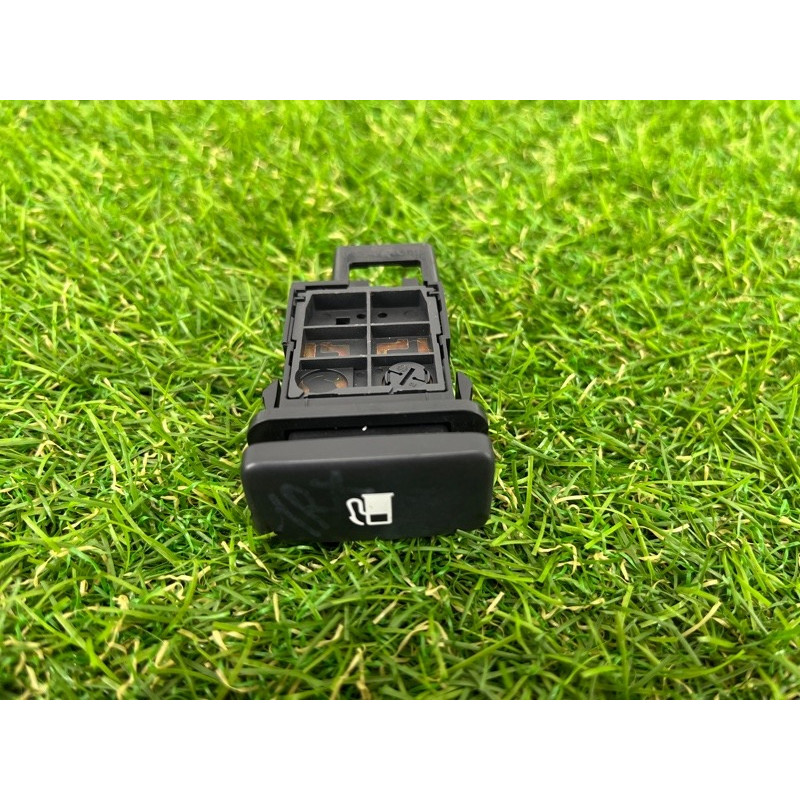 Кнопка открытия лючка топливного бака (электрика / кнопки) Lexus RX XU30 2007 3.0 1MZ-FE