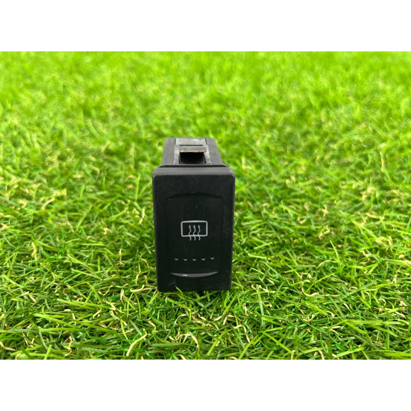 Кнопка подогрева заднего стекла (электрика / кнопки) Volkswagen Passat B5 2003 1.9 TDI 3B0959621C